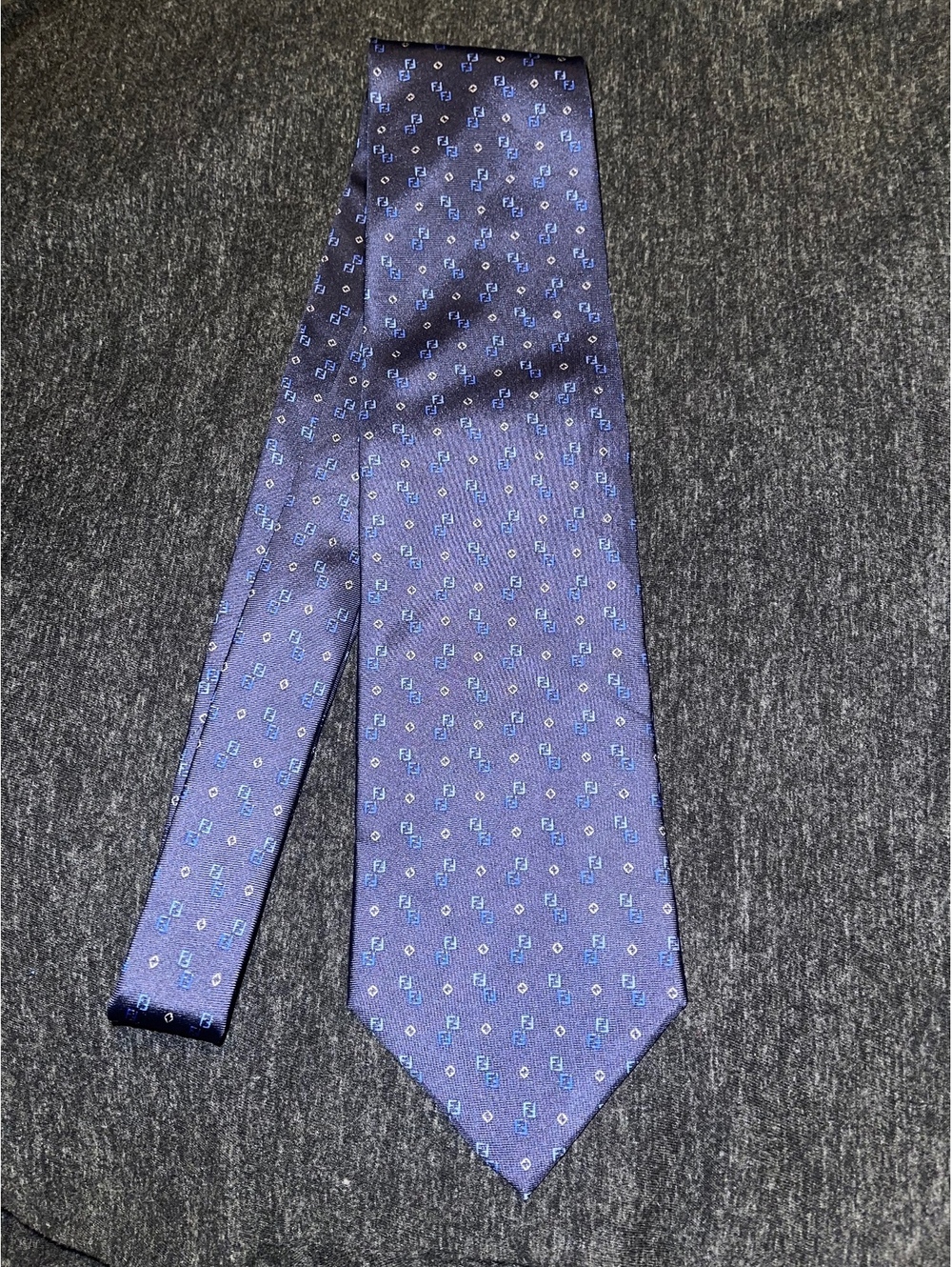 Fendi Men's Silk Navy Blue Patterned Tie Made in Italy